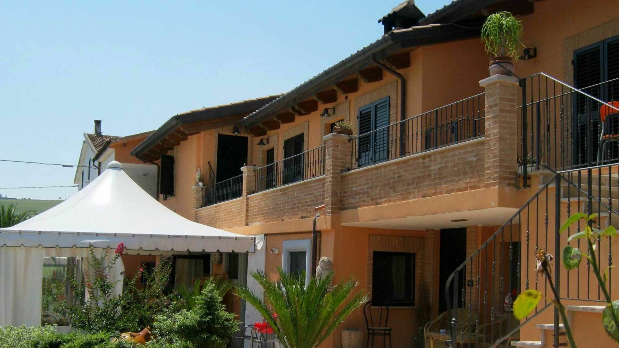 Agriturismo Le Vigne Fermo Ngoại thất bức ảnh