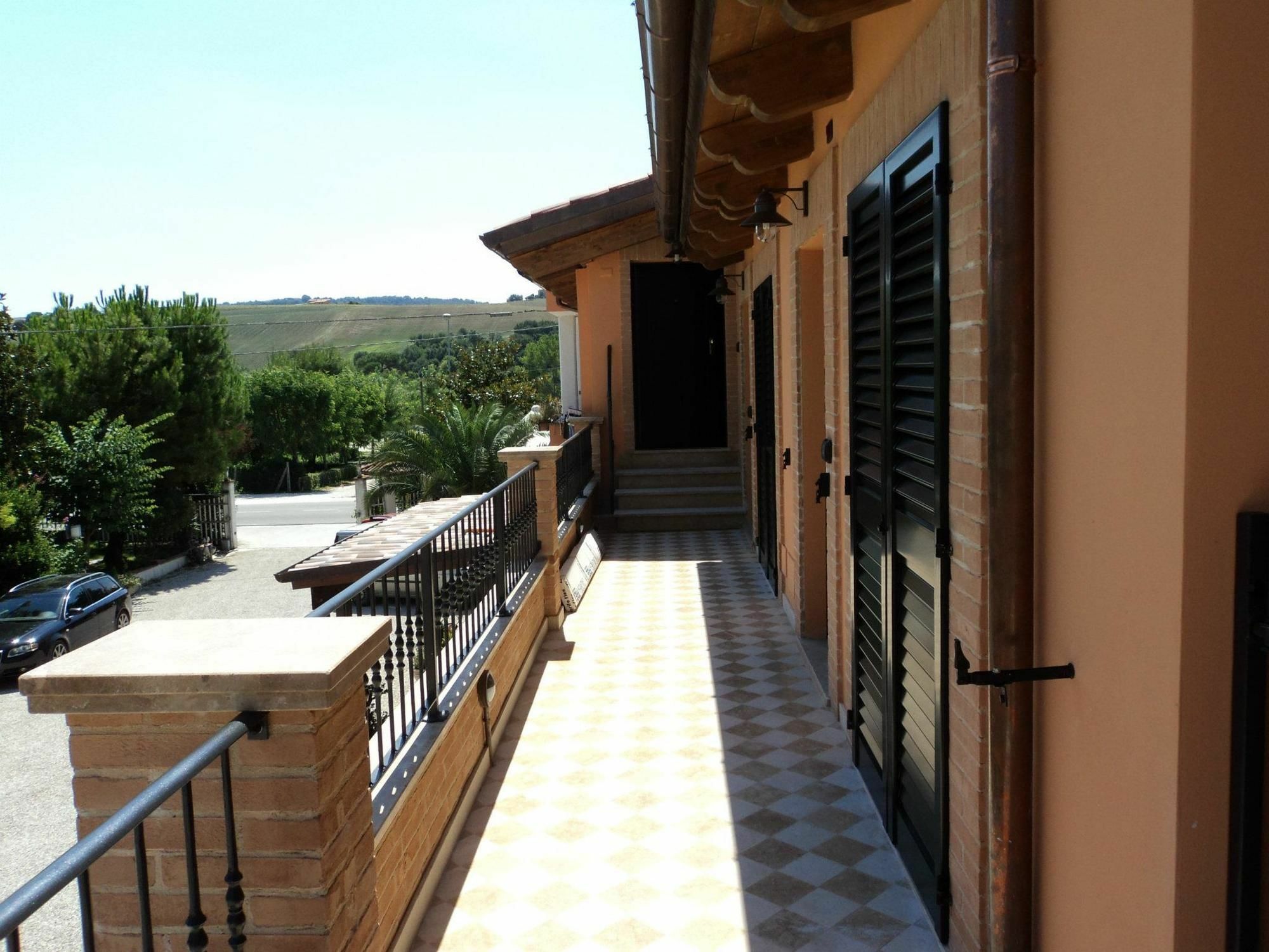 Agriturismo Le Vigne Fermo Ngoại thất bức ảnh