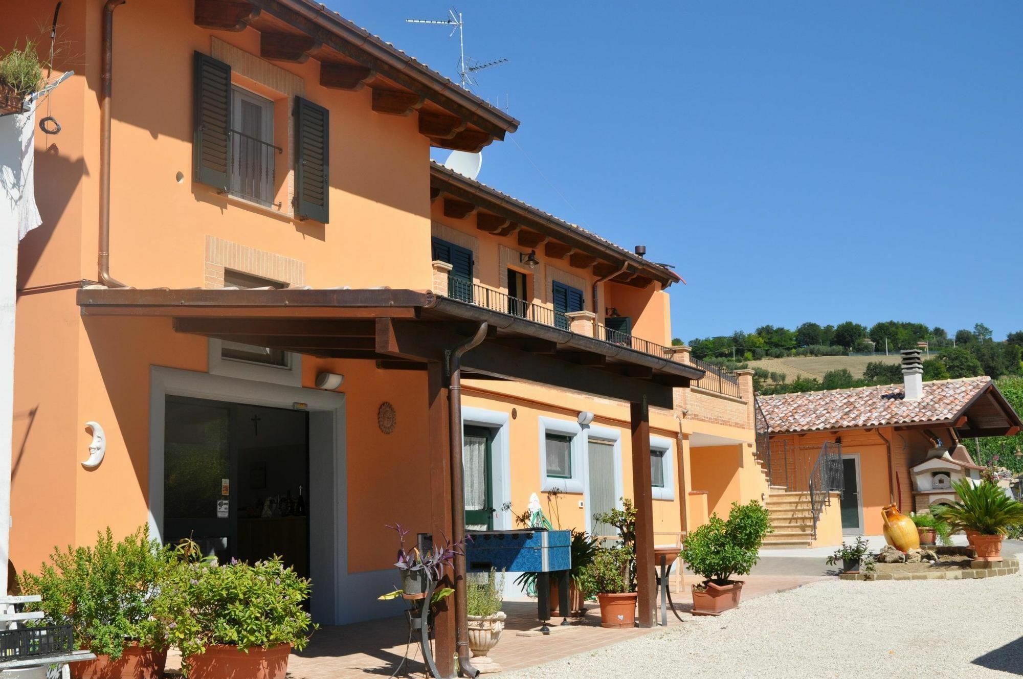 Agriturismo Le Vigne Fermo Ngoại thất bức ảnh