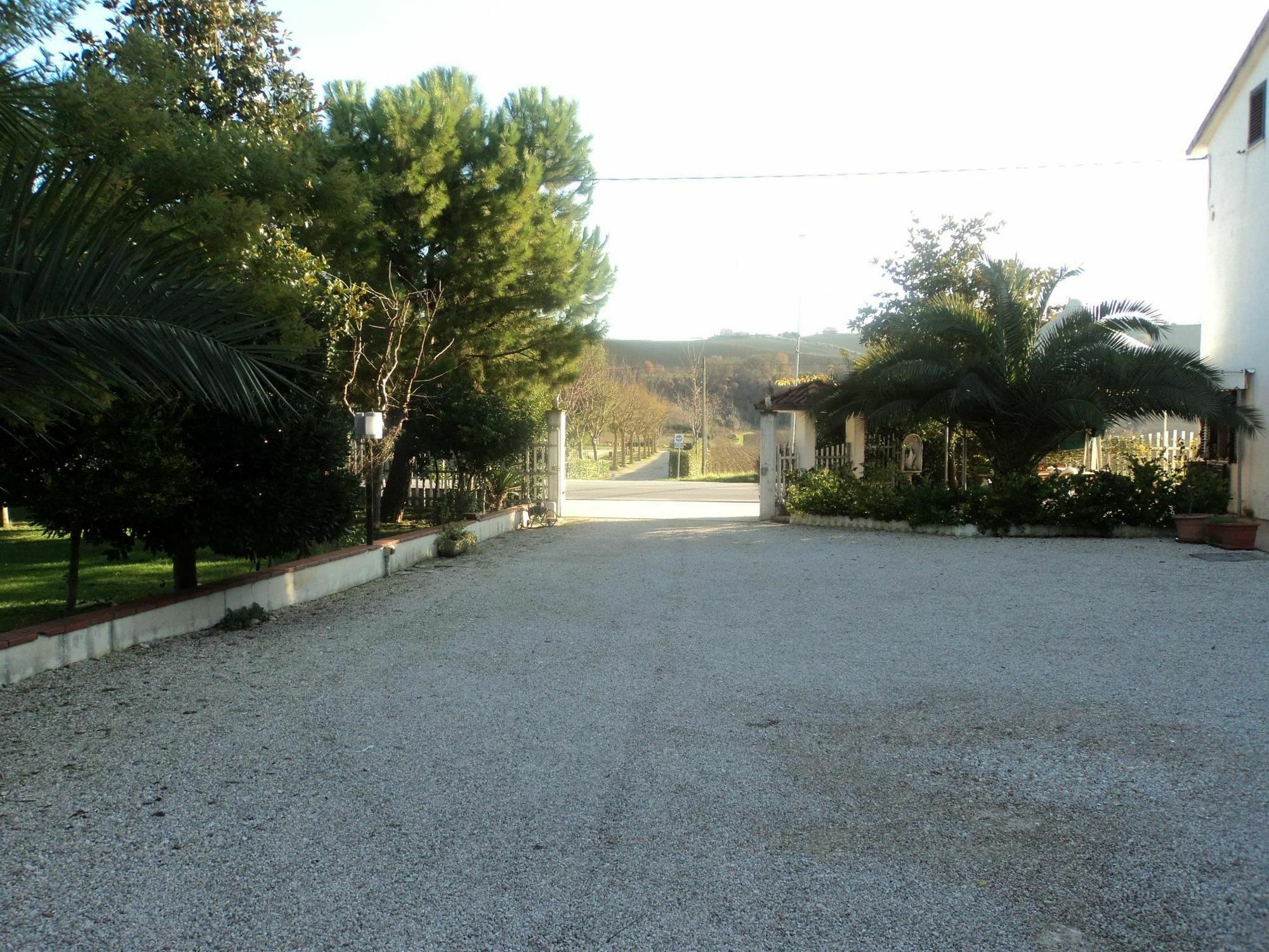Agriturismo Le Vigne Fermo Ngoại thất bức ảnh